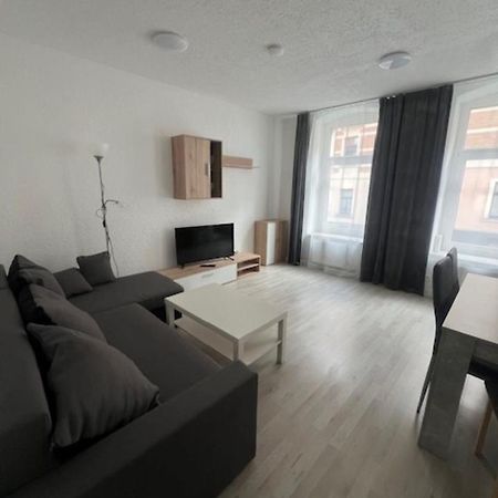 Zum Bahnhof Apartment Zwickau Exterior photo